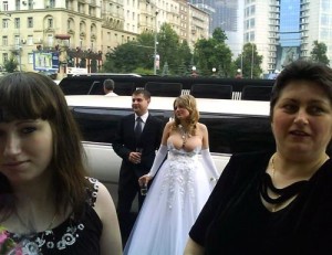 this wedding is all about class! Great dress